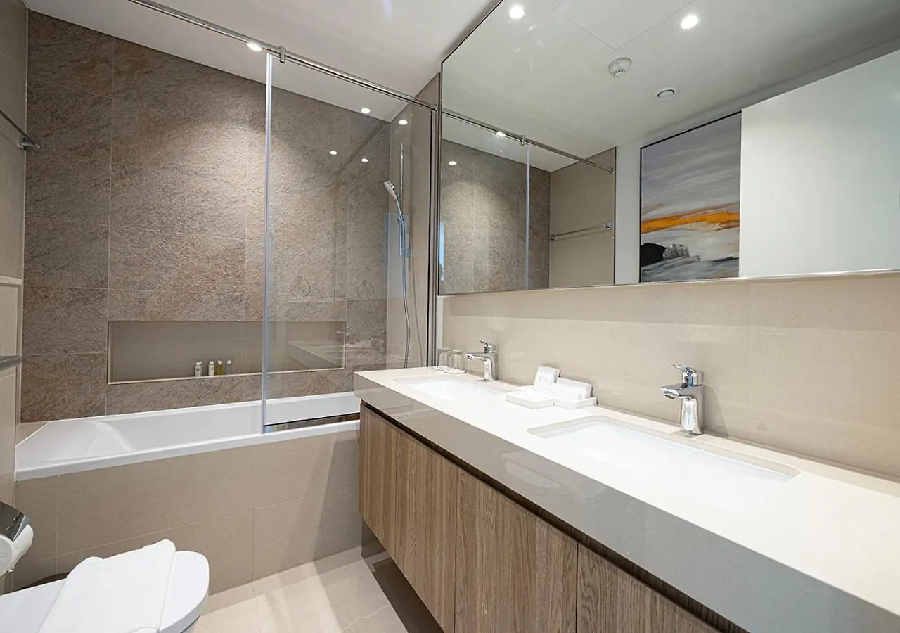 Maison Aurora - Downtown Dubai Burj Khalifa View - Brand New Luxury Apartment 0*,  United Arab Emirates